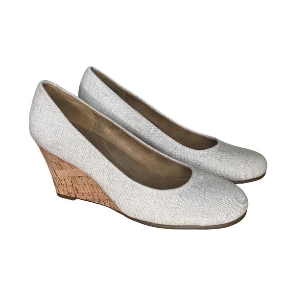 AEROSOLES Wedge Heels Size 9 Pumps Plum Tree  Fabric Canvas Cork Heelrest Cream - Picture 1 of 10